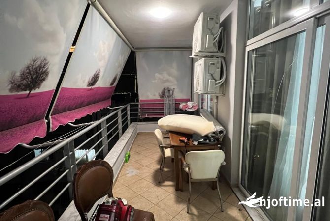 Shtepi me qera Apartament ne Tirane, 1+1, Mobilimi E mobiluar, Pagesa 700  Euro.