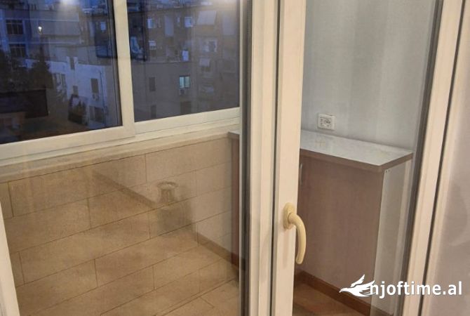 Casa in affitto 3+1 a Tirana - 1,100 Euro