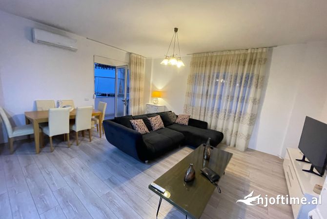 Shtepi ne shitje 1+1 ne Tirane - 180,000 Euro
