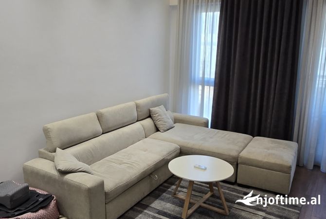 Shtepi me qera Apartament ne Tirane, 1+1, Mobilimi E mobiluar, Pagesa 750  Euro.