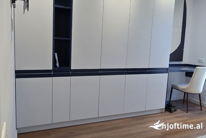 Shtepi me qera Apartament ne Tirane, 1+1, Mobilimi E mobiluar, Pagesa 750  Euro.