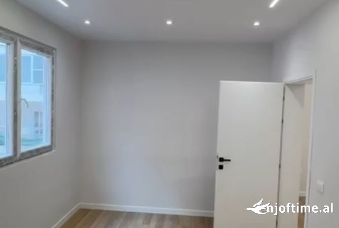 Shtepi ne shitje 1+1 ne Tirane - 125,000 Euro