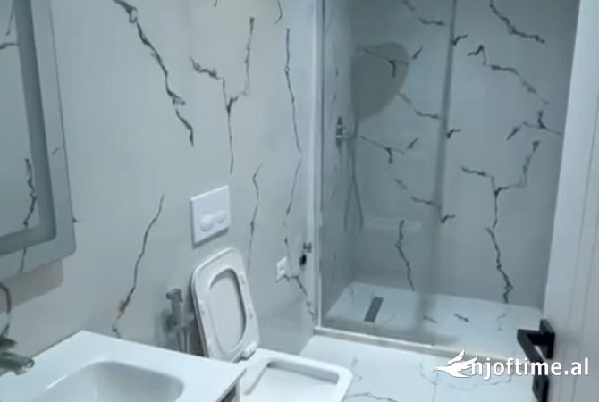 Shtepi ne shitje 1+1 ne Tirane - 125,000 Euro