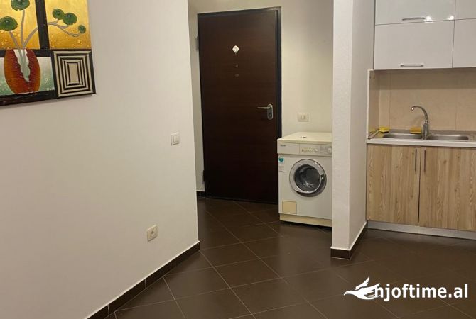Shtepi me qera Apartament ne Tirane, 1+1, Mobilimi E mobiluar, Pagesa 500  Euro.