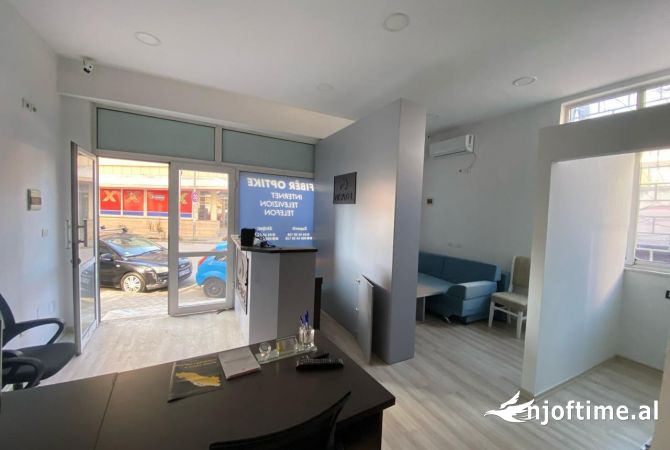 Ambient biznesi me qera 1+1 ne Tirane - 700 Euro