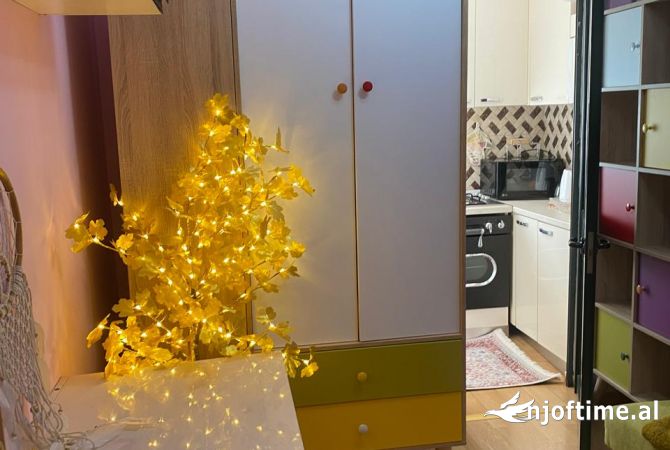 Shtepi me qera Apartament ne Tirane, 2+1, Mobilimi E mobiluar, Pagesa 850  Euro.