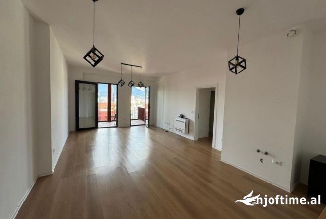 Shtepi ne shitje 3+1 ne Tirane - 400,000 Euro