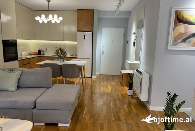 Shtepi me qera Apartament ne Tirane, 1+1, Mobilimi E mobiluar, Pagesa 950  Euro.