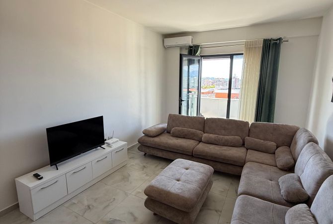 Shtepi me qera 2+1 ne Tirane - 700 Euro