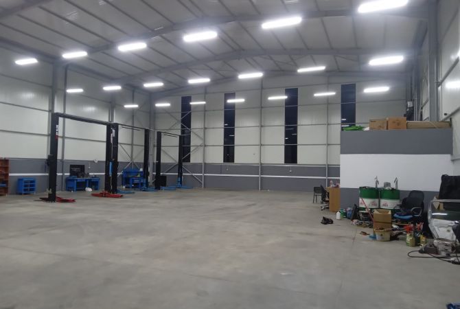 Ambient biznesi me qera 4+1 ne Tirane - 3,000 Euro