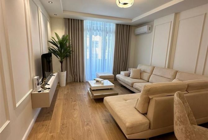 Shtepi me qera Apartament ne Tirane, 1+1, Mobilimi E mobiluar, Pagesa 600  Euro.