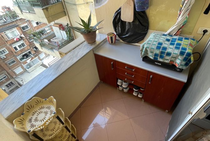 Shtepi ne shitje Apartament ne Tirane, 1+1, Mobilimi E mobiluar, Pagesa 213,000  Euro.