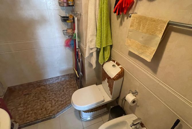 Shtepi ne shitje Apartament ne Tirane, 1+1, Mobilimi E mobiluar, Pagesa 213,000  Euro.