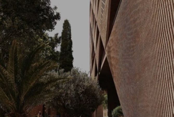 Shtepi ne shitje Apartament ne Tirane, 2+1, Mobilimi Bosh, pa mobiluar, Pagesa 350,000  Euro.