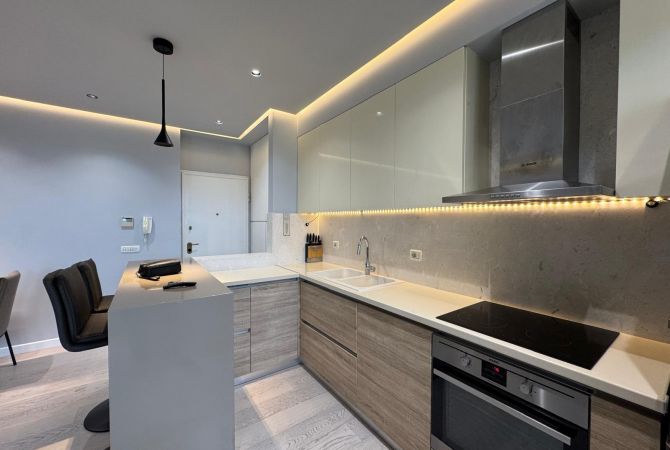 Shtepi me qera Apartament ne Tirane, 2+1, Mobilimi E mobiluar, Pagesa 950  Euro.