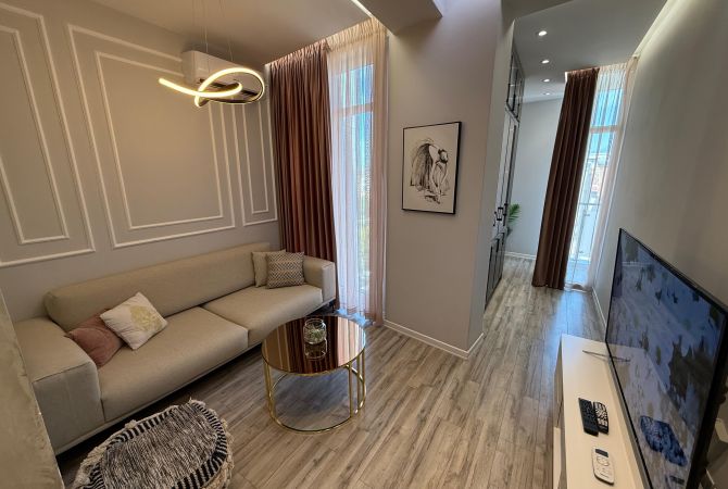 Shtepi me qera Apartament ne Tirane, 1+1, Mobilimi E mobiluar, Pagesa 700  Euro.