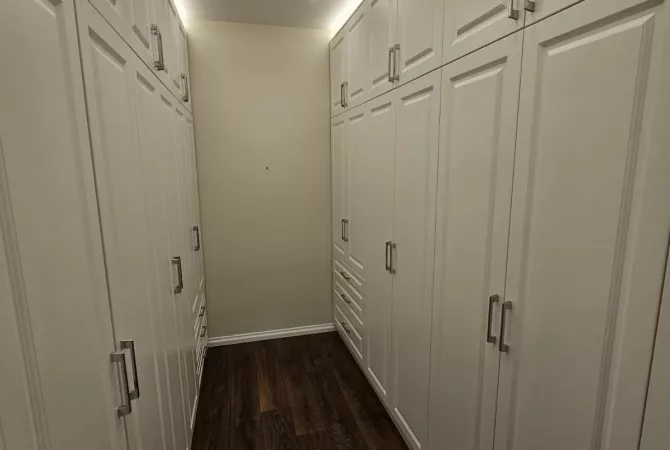 Shtepi me qera Vila Luksoze ne Tirane, 5+1, Mobilimi Pjeserisht e mobiluar, Pagesa 5,000  Euro.