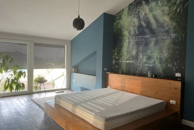 Shtepi me qera Vila Luksoze ne Tirane, 3+1, Mobilimi E mobiluar, Pagesa 3,500  Euro.