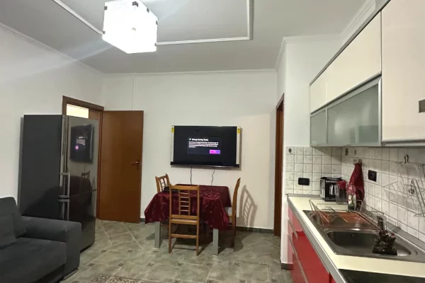 Shtepi me qera Apartament ne Tirane, 1+1, Mobilimi E mobiluar, Pagesa 600  Euro.