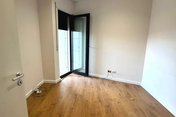 Business Property for Rent 3+1 in Tirana - 2,000 Euro