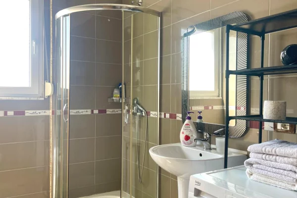 Casa in affitto 1+1 a Tirana - 700 Euro