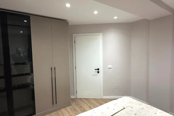 Shtepi me qera 2+1 ne Tirane - 800 Euro