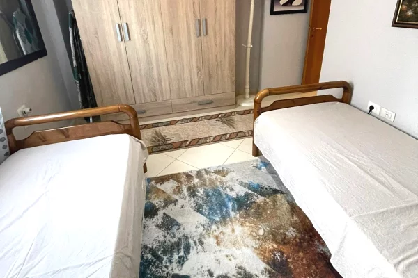 Shtepi me qera Apartament ne Tirane, 2+1, Mobilimi E mobiluar, Pagesa 1,000  Euro.