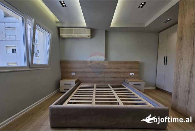 Shtepi me qera 2+1 ne Tirane - 650 Euro