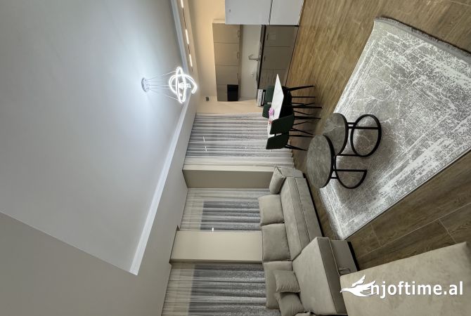 Shtepi me qera 2+1 ne Tirane - 60,000 Leke