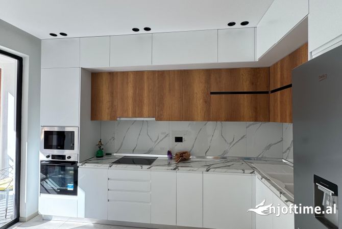 Shtepi me qera 2+1 ne Tirane - 600 Euro