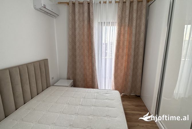 Shtepi me qera 2+1 ne Tirane - 550 Euro