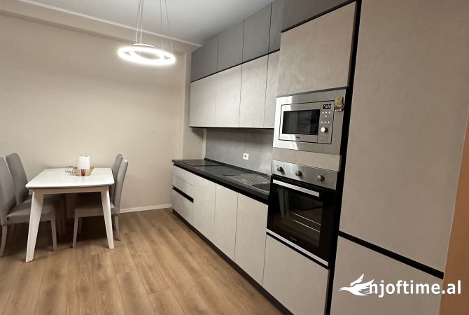 Shtepi me qera 2+1 ne Tirane - 550 Euro