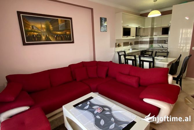 Shtepi me qera 1+1 ne Tirane - 400 Euro
