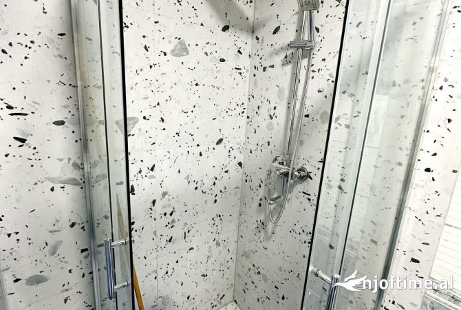 Shtepi me qera Apartament ne Tirane, 2+1, Mobilimi E mobiluar, Pagesa 450  Euro.