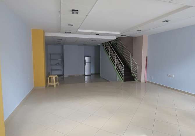 Ambient biznesi me qera 1+1 ne Tirane - 1,000 Euro