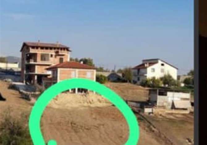 Truall ose Toke ne Tirane - 45,000 Euro