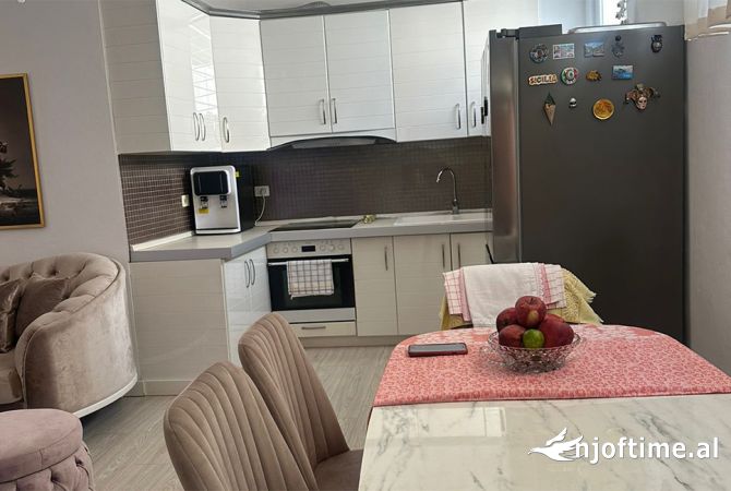 Shtepi ne shitje 2+1 ne Tirane - 1,200,000 Euro