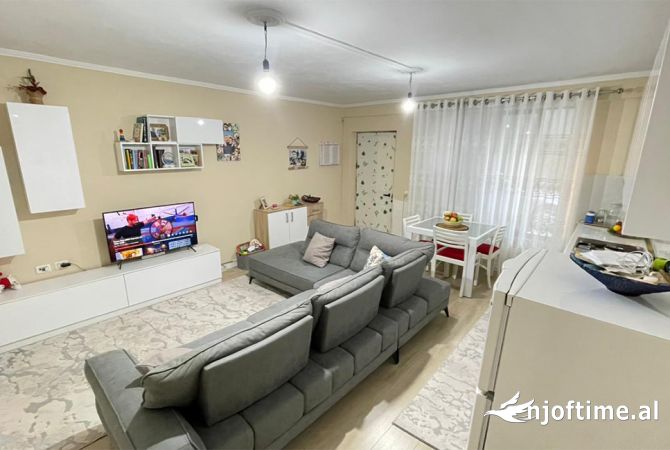 Shtepi me qera 1+1 ne Tirane - 500 Euro