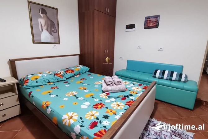 Shtepi me qera Garsoniere ne Tirane - 370 Euro