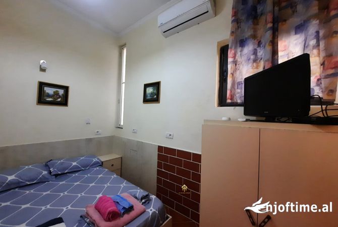 Shtepi me qera 1+1 ne Tirane - 370 Euro