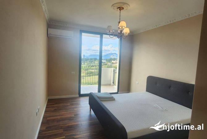 Shtepi ne shitje Apartament ne Tirane, 2+1, Mobilimi E mobiluar, Pagesa 283,000  Euro.