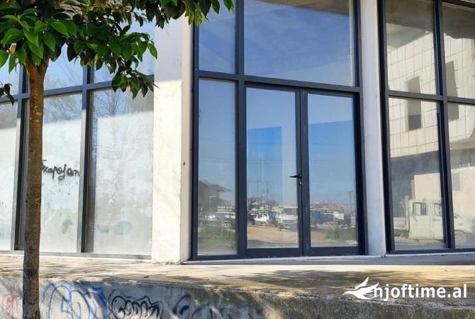 Business Property in Sale 1+1 in Tirana - 320,000 Euro