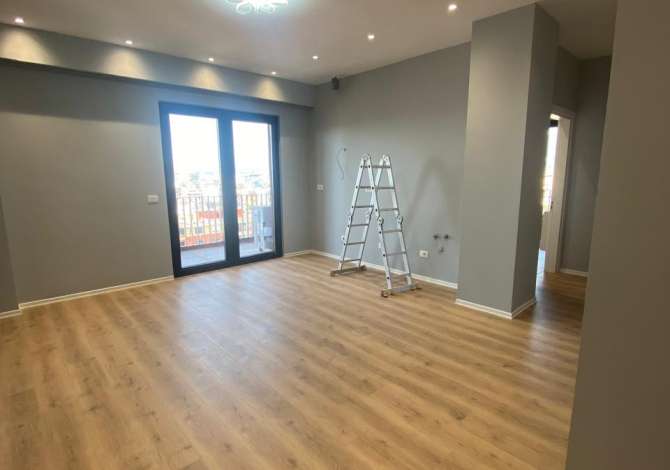 Ambient biznesi me qera 3+1 ne Tirane - 1,000 Euro