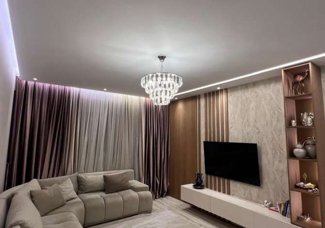 Shtepi me qera 3+1 ne Tirane - 1,500 Euro