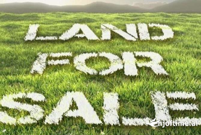 Truall ose Toke  ne Tirane - 500,000 Euro