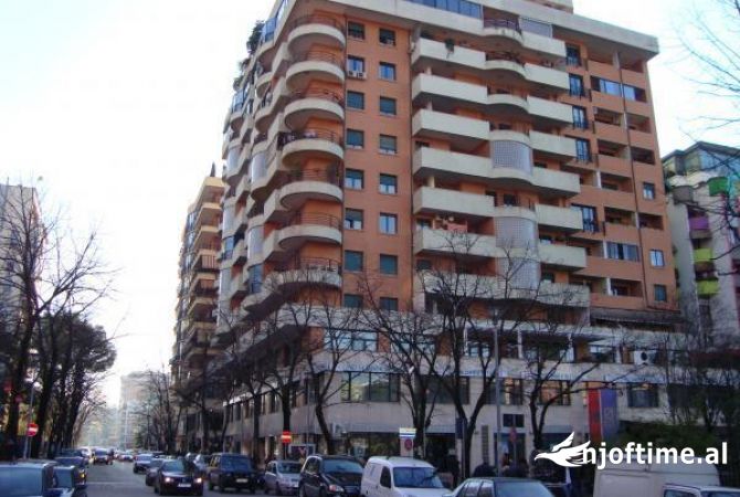 Ambient biznesi me qera 1+1 ne Tirane - 2,500 Euro
