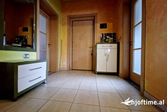 Shtepi me qera 2+1 ne Tirane - 500 Euro