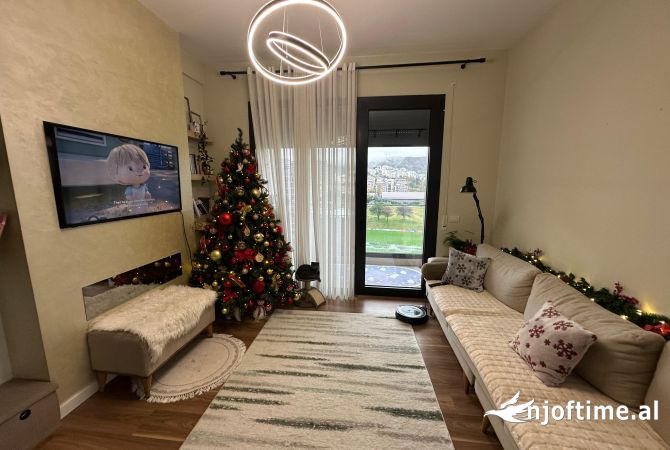 Shtepi me qera 2+1 ne Tirane - 1,600 Euro