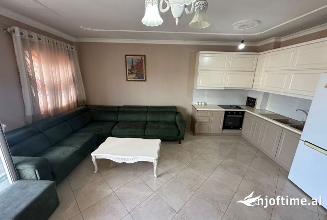 Shtepi me qera 2+1 ne Tirane - 600 Euro