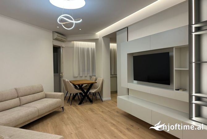 Shtepi me qera 1+1 ne Tirane - 700 Euro